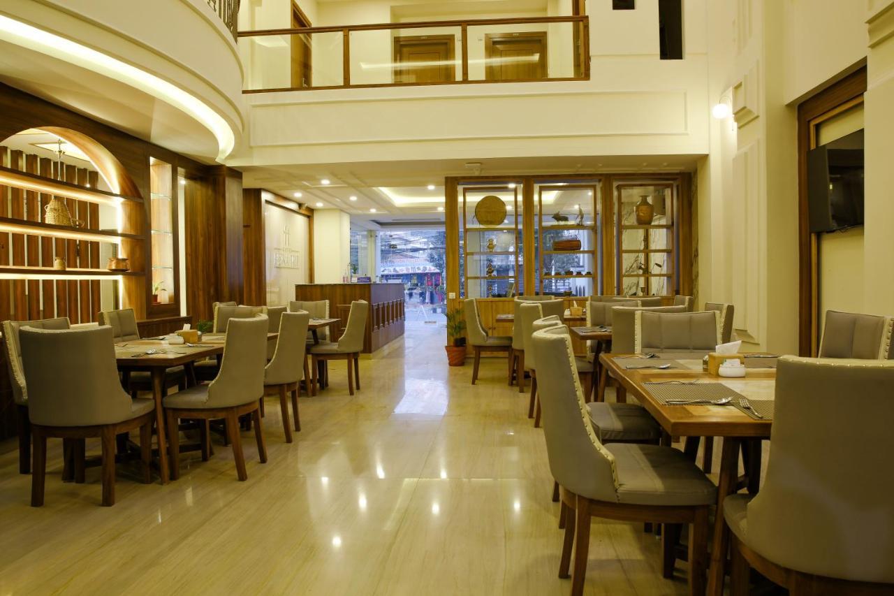 Hotel Fewa Trip Похара Екстериор снимка